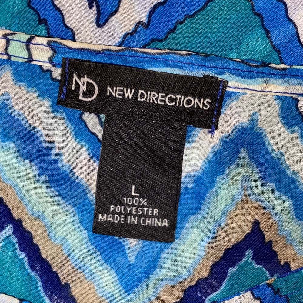 🔹New Directions Top🔹 - Picture 2 of 5